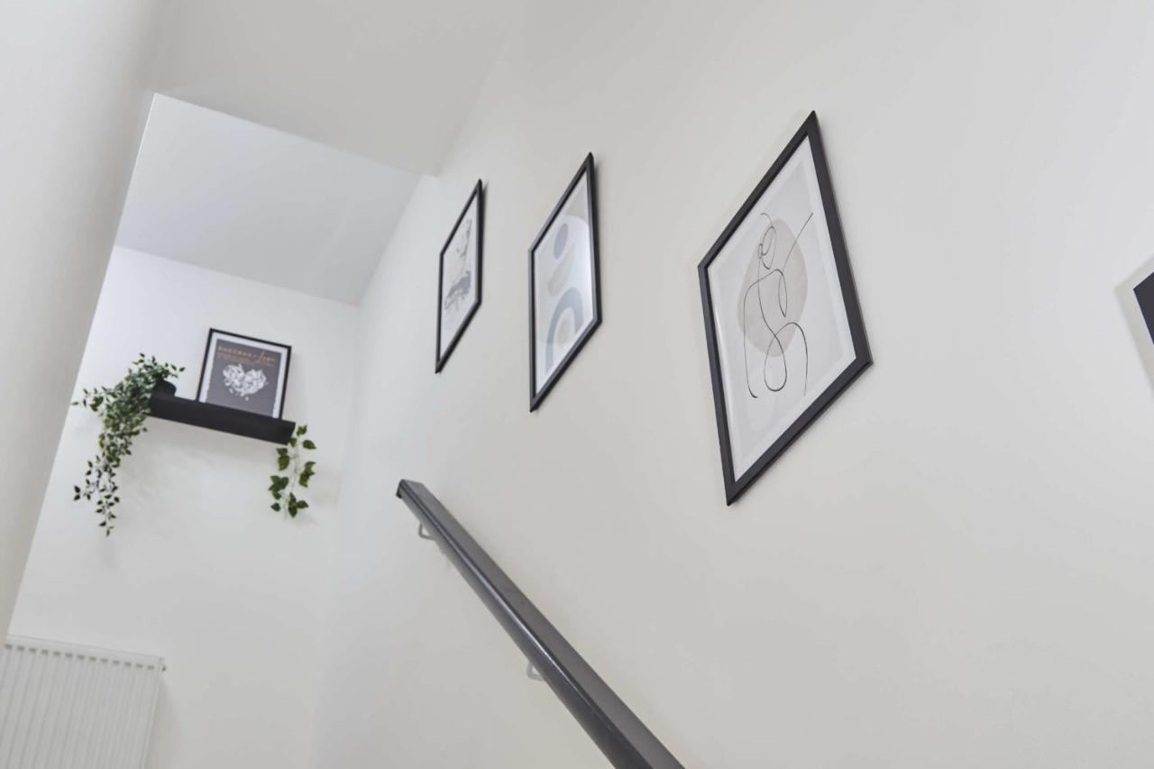 Homebird Property - The Willows Leeds  Eksteriør bilde