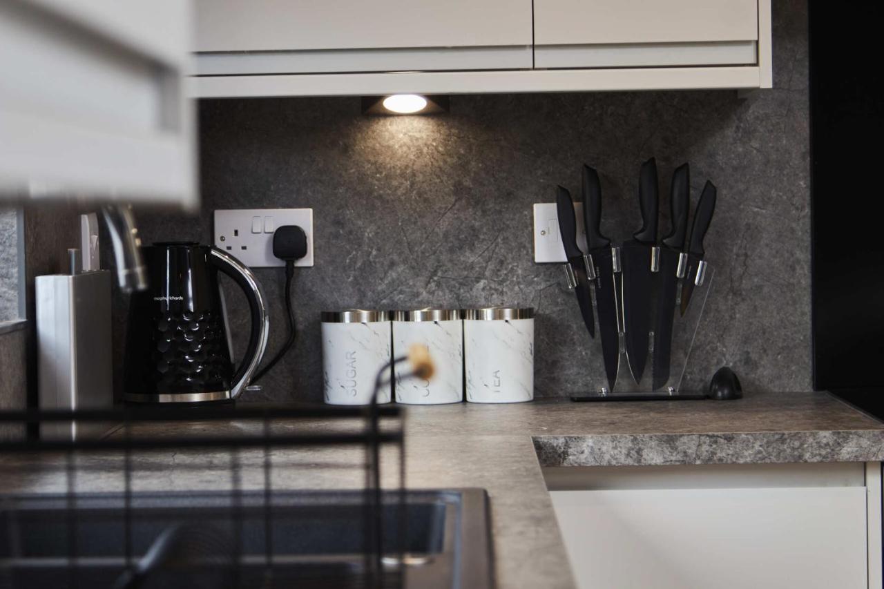Homebird Property - The Willows Leeds  Eksteriør bilde